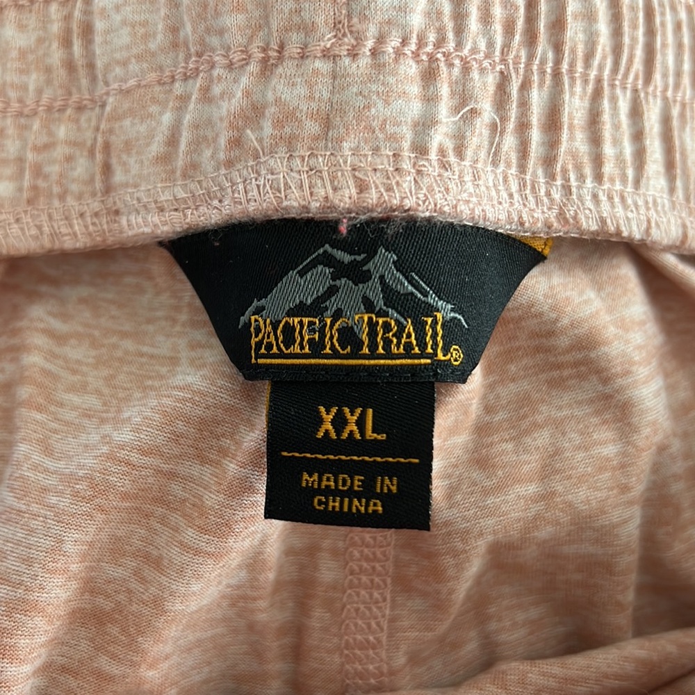 Pacific Trail Women’s Knit Shorts - Picture 4 of 4